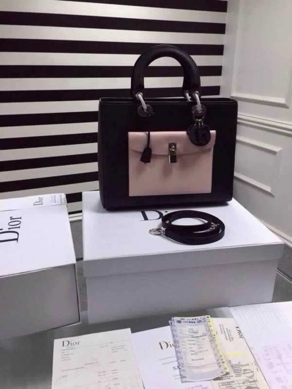 Replica clutch handbagsReplica lady dior purse priceReplica price for lady dior handbag.